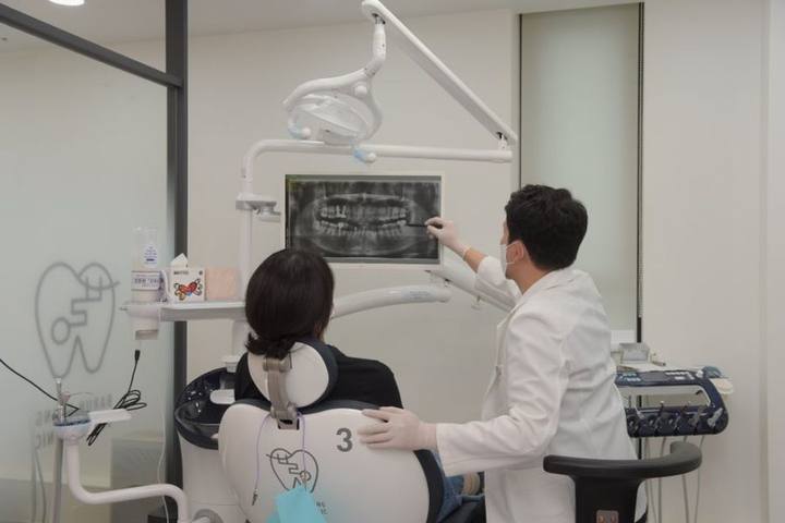 신당역치과 충치치료 자연치아 살리려는 것을 우선으로 사진 14