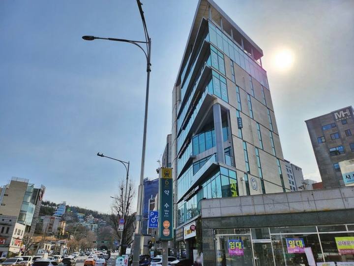 약수역치과, 충치치료 신경치료 증상 없더라도 미리 대비해야 사진 1